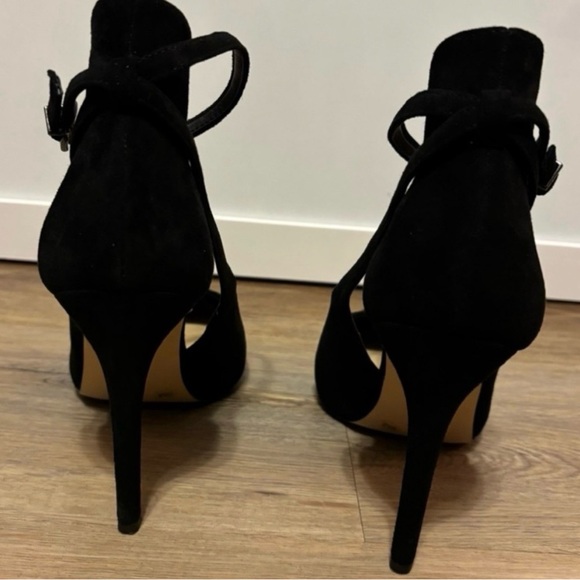 Gianni Bini Black Suede Cut-Out Ankle Strap Pointed Toe Heels Size 9 EUC - Picture 9 of 13